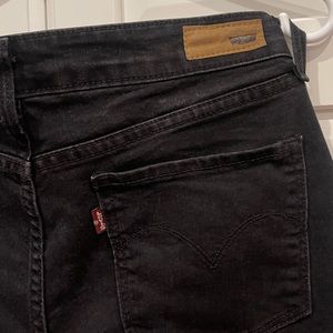 Levi’s Midrise Demi-Curve Skinny Jeans